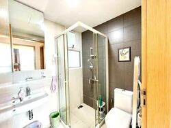 Vacanza @ East (D14), Condominium #534640591